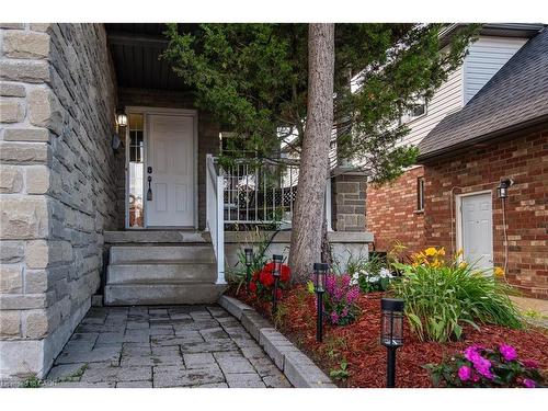 11 Apple Ridge Drive, Kitchener, ON - Outdoor