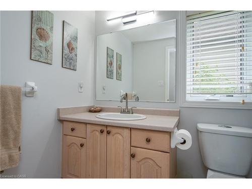 11 Apple Ridge Drive, Kitchener, ON - Indoor Photo Showing Bathroom