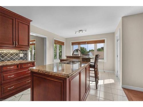 44 Tami Court, Kitchener, ON - Indoor Photo Showing Kitchen