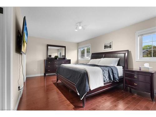 44 Tami Court, Kitchener, ON - Indoor Photo Showing Bedroom