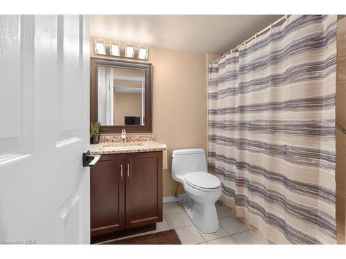 44 Tami Court, Kitchener, ON - Indoor Photo Showing Bathroom