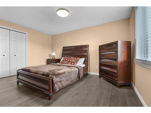 44 Tami Court, Kitchener, ON - Indoor Photo Showing Bedroom