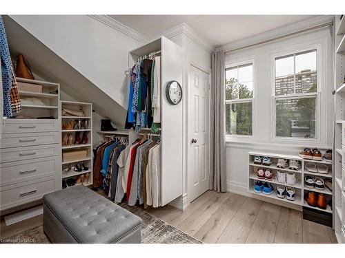 534 Hager Avenue, Burlington, ON - Indoor