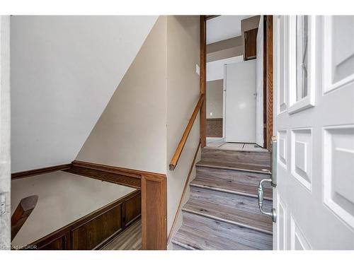 85 East 45Th Street, Hamilton, ON - Indoor Photo Showing Other Room