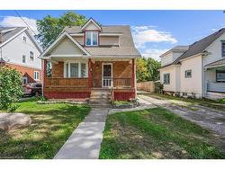 4586 Fifth Avenue  Niagara Falls, ON L2E 4R6