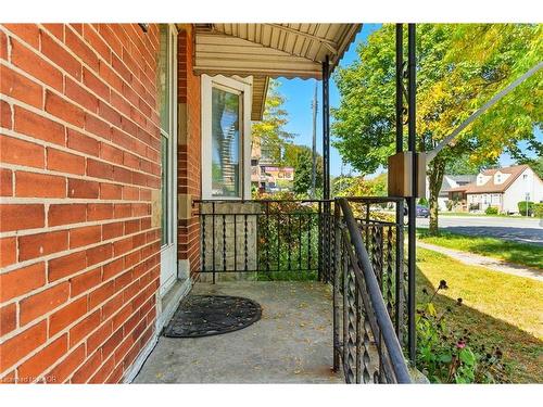 608 Fennell Avenue E, Hamilton, ON - Outdoor With Deck Patio Veranda
