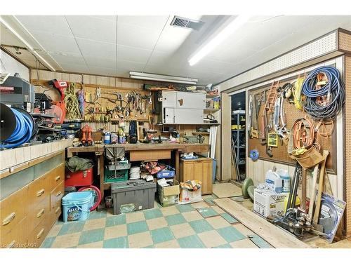 608 Fennell Avenue E, Hamilton, ON - Indoor