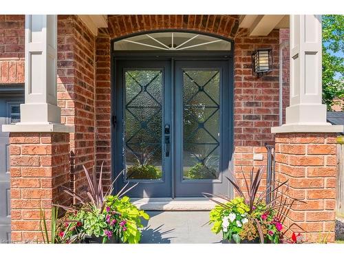 2301 Baronwood Drive, Oakville, ON - Outdoor