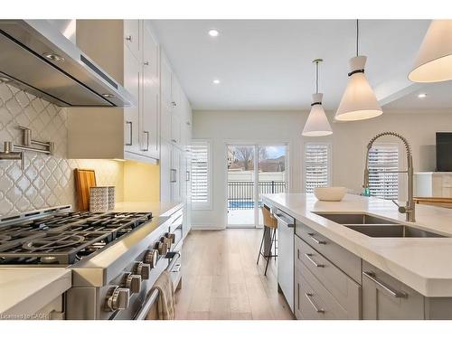 2301 Baronwood Drive, Oakville, ON - Indoor Photo Showing Kitchen With Double Sink With Upgraded Kitchen