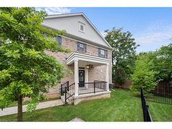 7 Aspen Common  St. Catharines, ON L2S 2B3