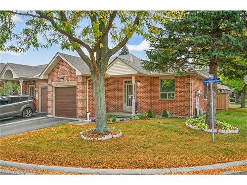 28-52 Twentyplace Boulevard, Mount Hope, ON - Outdoor