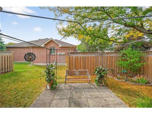 28-52 Twentyplace Boulevard, Mount Hope, ON - Outdoor