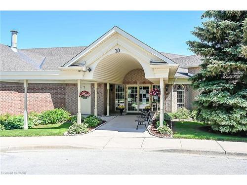 28-52 Twentyplace Boulevard, Mount Hope, ON - Outdoor