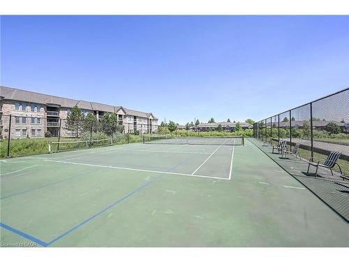 28-52 Twentyplace Boulevard, Mount Hope, ON - Outdoor