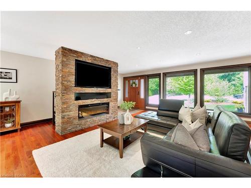 11 Maple Hill Drive, Kitchener, ON - Indoor Photo Showing Living Room With Fireplace