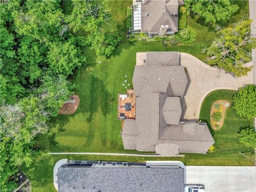 11 Maple Hill Drive, Kitchener, ON - Outdoor