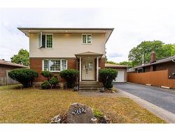 5032 Heather Avenue  Niagara Falls, ON L2E 5J2