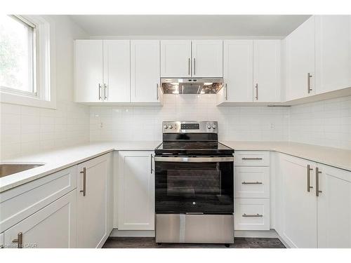 76 Woodman Drive N, Hamilton, ON - Indoor Photo Showing Kitchen
