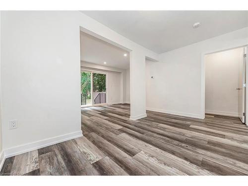 76 Woodman Drive N, Hamilton, ON - Indoor Photo Showing Other Room