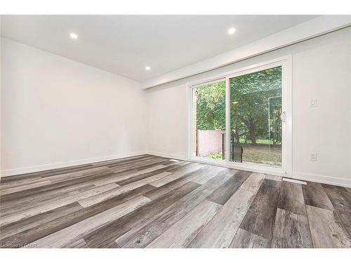 76 Woodman Drive N, Hamilton, ON - Indoor Photo Showing Other Room