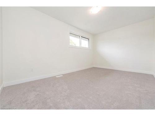 76 Woodman Drive N, Hamilton, ON - Indoor Photo Showing Other Room