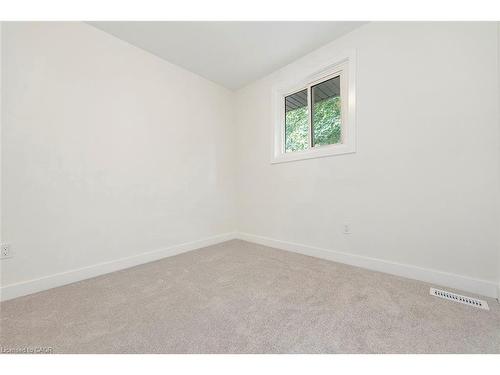 76 Woodman Drive N, Hamilton, ON - Indoor Photo Showing Other Room