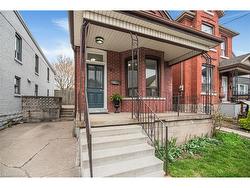 283 Emerald Street N Hamilton, ON L8L 5L2