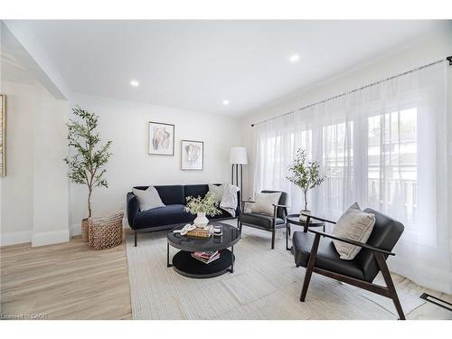 19-120 Quigley Road, Hamilton, ON - Indoor Photo Showing Other Room