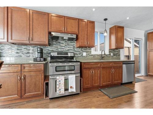 361 Cornerbrook Place, Waterloo, ON - Indoor Photo Showing Kitchen