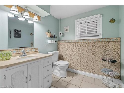 361 Cornerbrook Place, Waterloo, ON - Indoor Photo Showing Bathroom