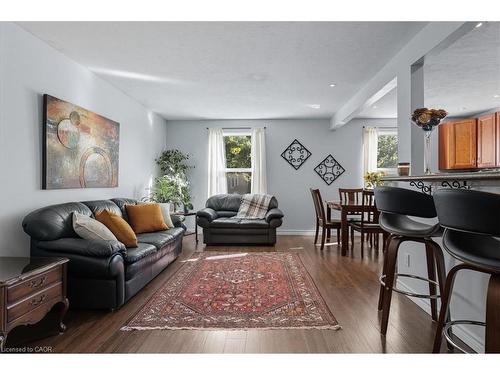 361 Cornerbrook Place, Waterloo, ON - Indoor Photo Showing Living Room