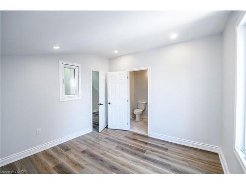 143 Glendale Avenue N, Hamilton, ON - Indoor Photo Showing Other Room