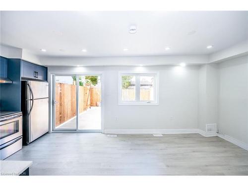 143 Glendale Avenue N, Hamilton, ON - Indoor