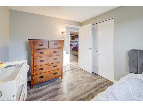 26 Cluthe Crescent, Kitchener, ON - Indoor Photo Showing Bedroom