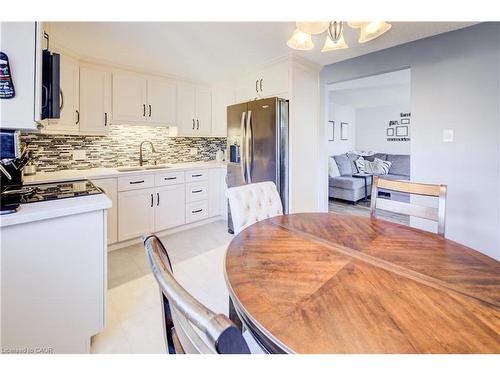 26 Cluthe Crescent, Kitchener, ON - Indoor