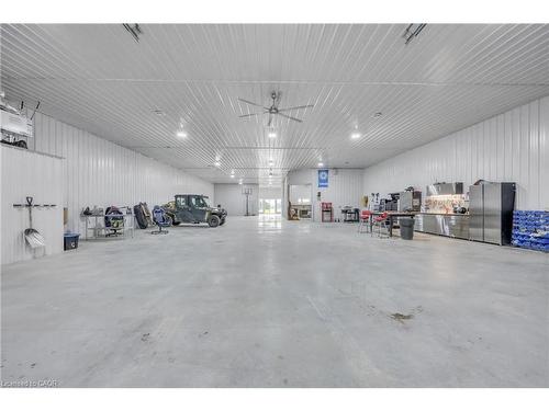11450 Ridge Line, Eden, ON - Indoor Photo Showing Garage