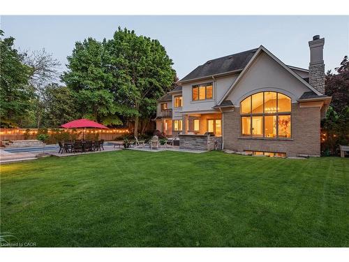 209 Donessle Drive, Oakville, ON - Outdoor