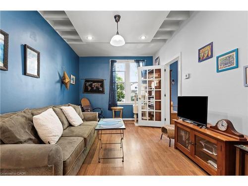 25 Chatham Street, Hamilton, ON - Indoor