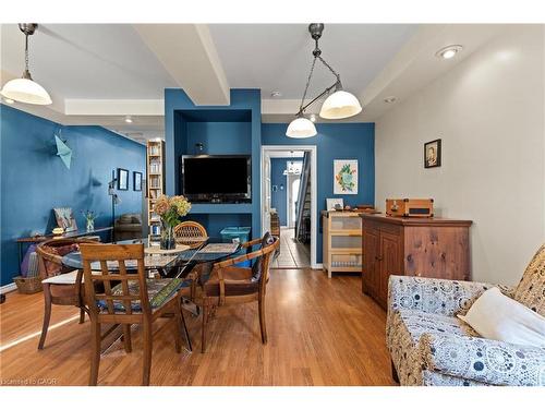 25 Chatham Street, Hamilton, ON - Indoor Photo Showing Dining Room