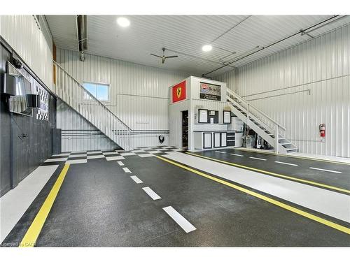 437 6Th Concession Road E, Flamborough, ON - Indoor