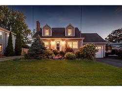 5124 Canborough Road  West Lincoln, ON L0R 2J0