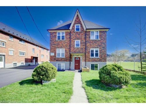 345 Louisa Street  Kitchener, ON N2H 5N1