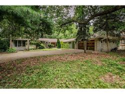 3 Edgehill Road  Toronto, ON M9A 4N1