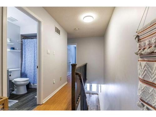 77-26 Moss Boulevard, Hamilton, ON - Indoor Photo Showing Other Room