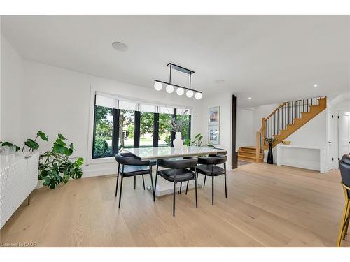 162 Stone Church Road E, Hamilton, ON - Indoor Photo Showing Dining Room