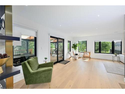 162 Stone Church Road E, Hamilton, ON - Indoor