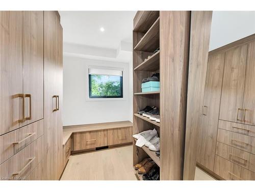 162 Stone Church Road E, Hamilton, ON - Indoor Photo Showing Other Room