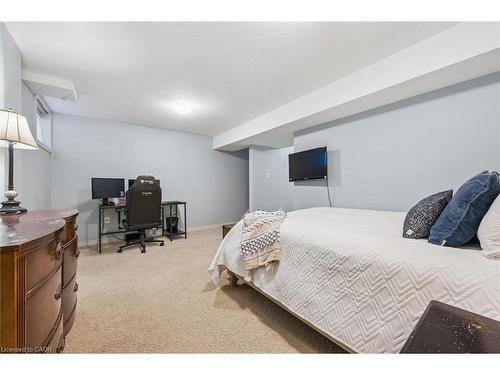 10 Katemore Drive, Guelph, ON - Indoor Photo Showing Bedroom
