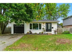 1423 Thornton Road  Burlington, ON L7M 1N6