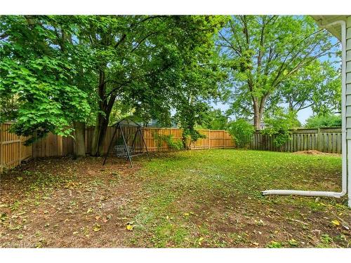 1423 Thornton Road, Burlington, ON - Outdoor With Backyard
